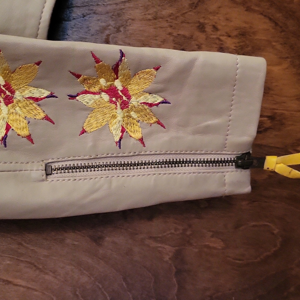 Lambskin Leather Jacket w/ Embroidery Small - Picture 7 of 14